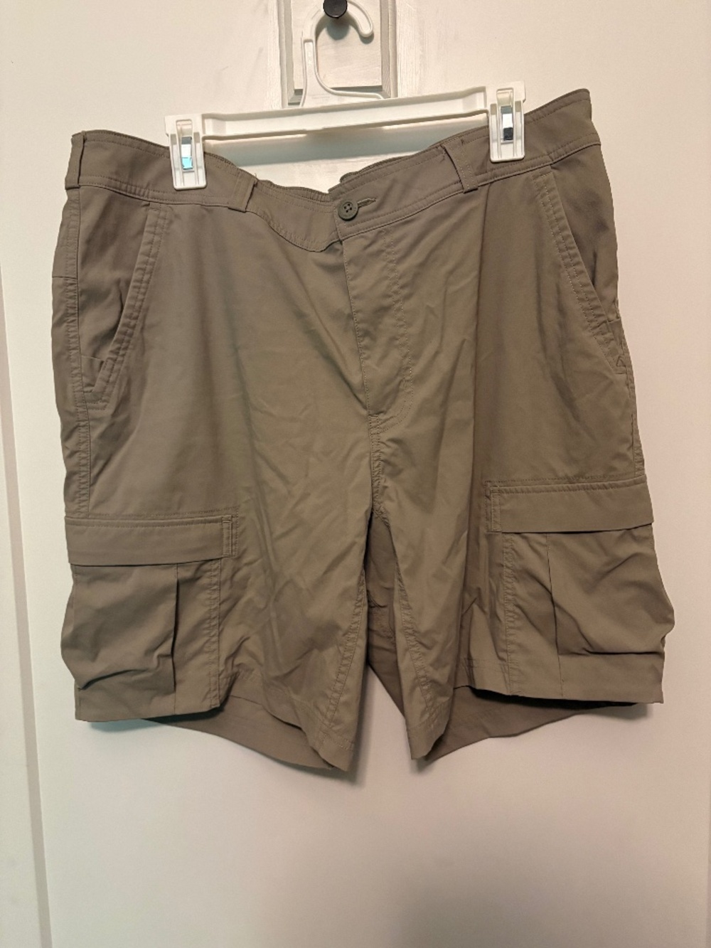 REI Men's Sahara Cargo Shorts